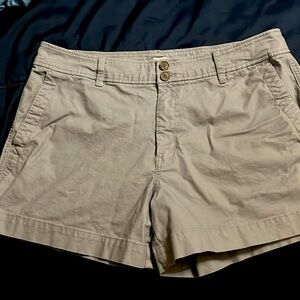 High-Rise Everyday Shorts - A New Day - Gray (16)